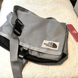 North Face mini messenger bag, NWT Berkeley